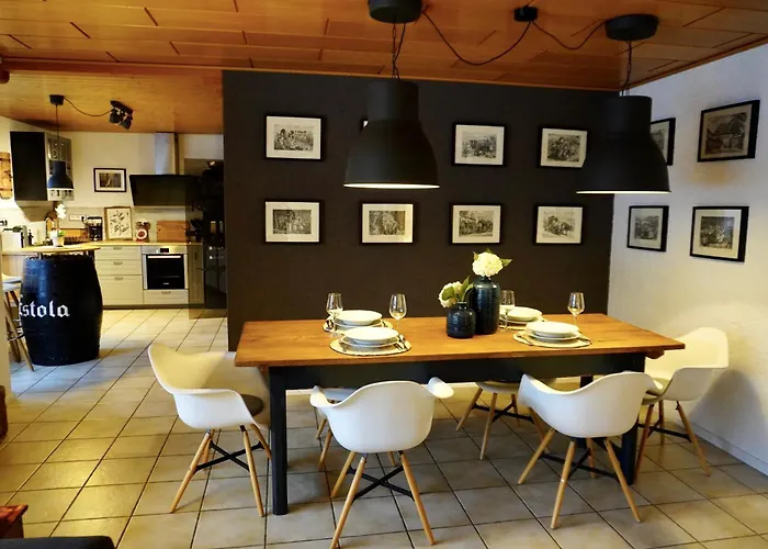 Winzer - Wandern Und Genuss In Der Pfalz Apartamento